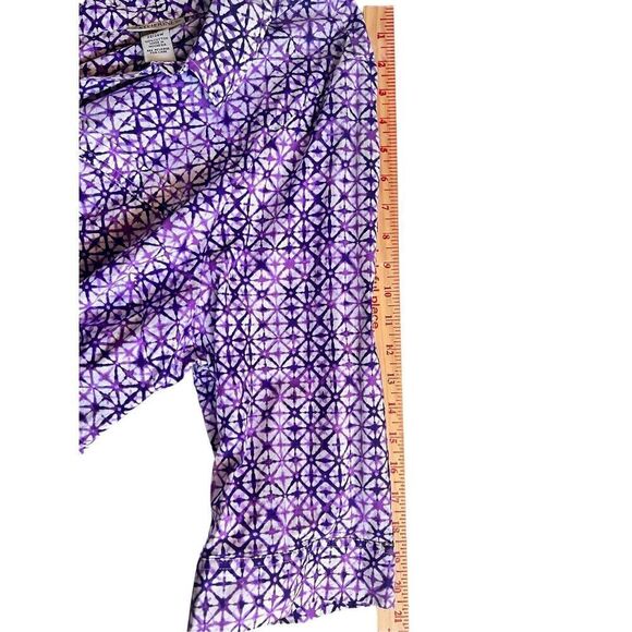 Catherines. ￼ Purple and white geometrical pattern button down  ￼ three-quarter - Picture 10 of 11